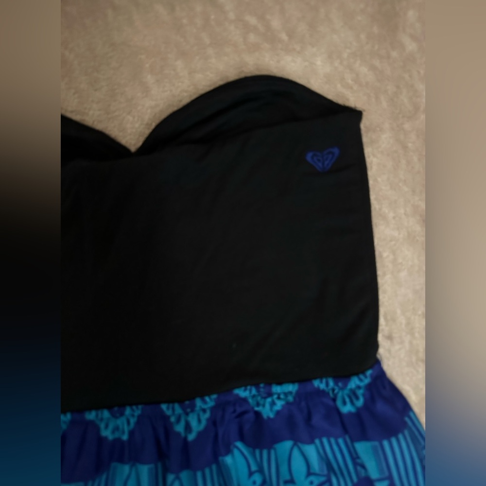 Small Roxy Top 🌴 - Picture 3 of 4
